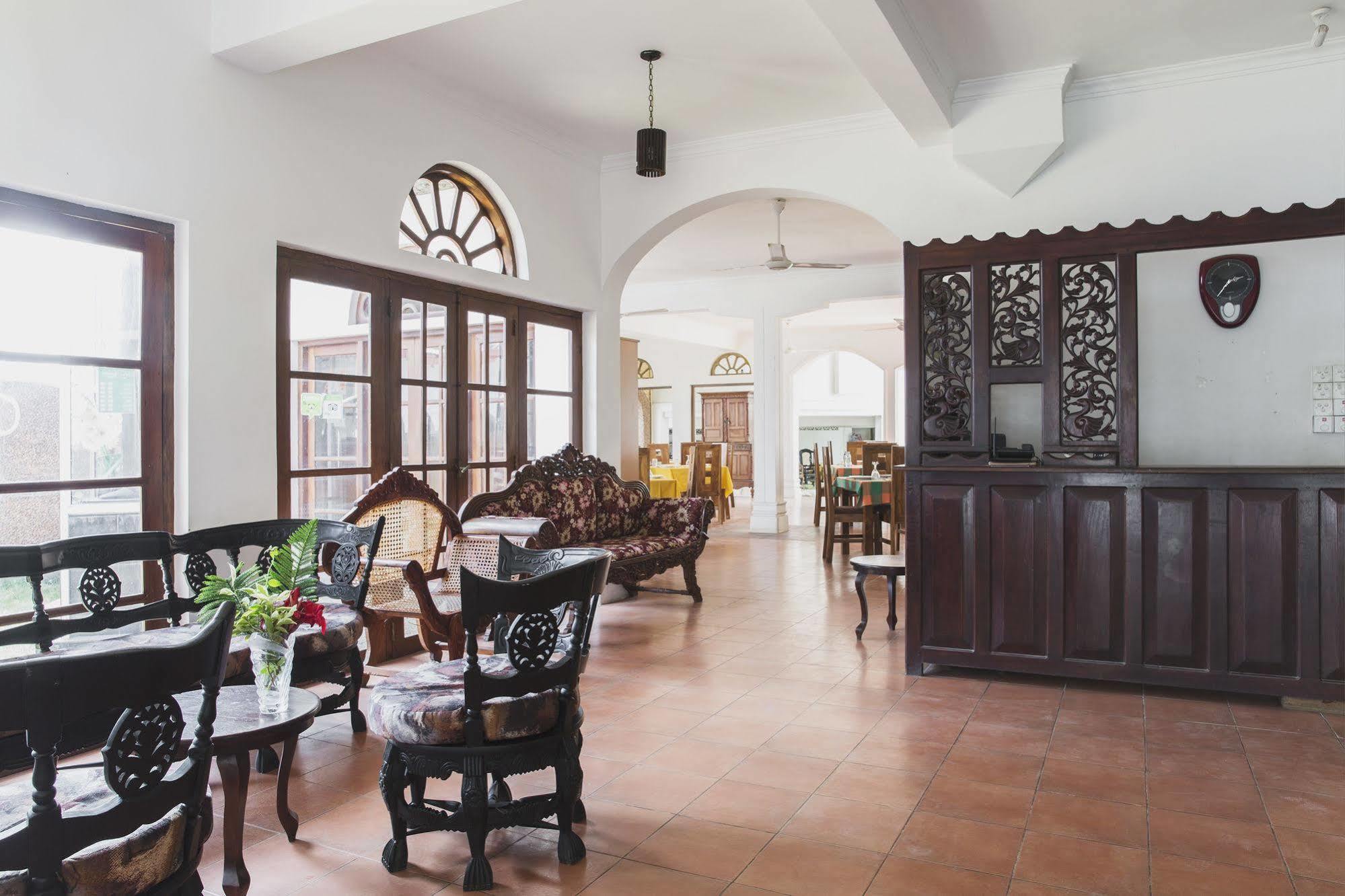 Hotel Neptune Bay Unawatuna Beach Esterno foto