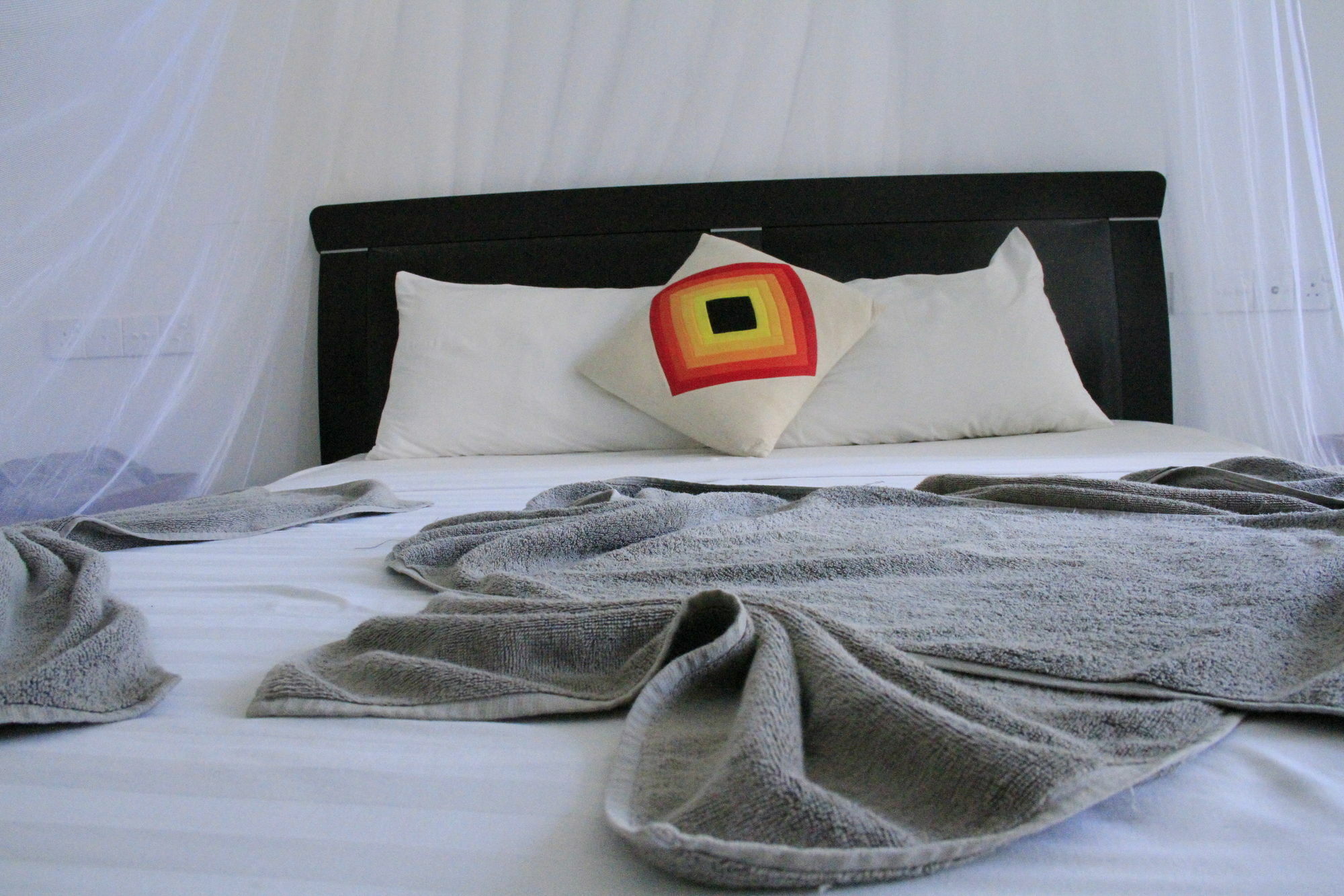 Hotel Neptune Bay Unawatuna Beach Esterno foto
